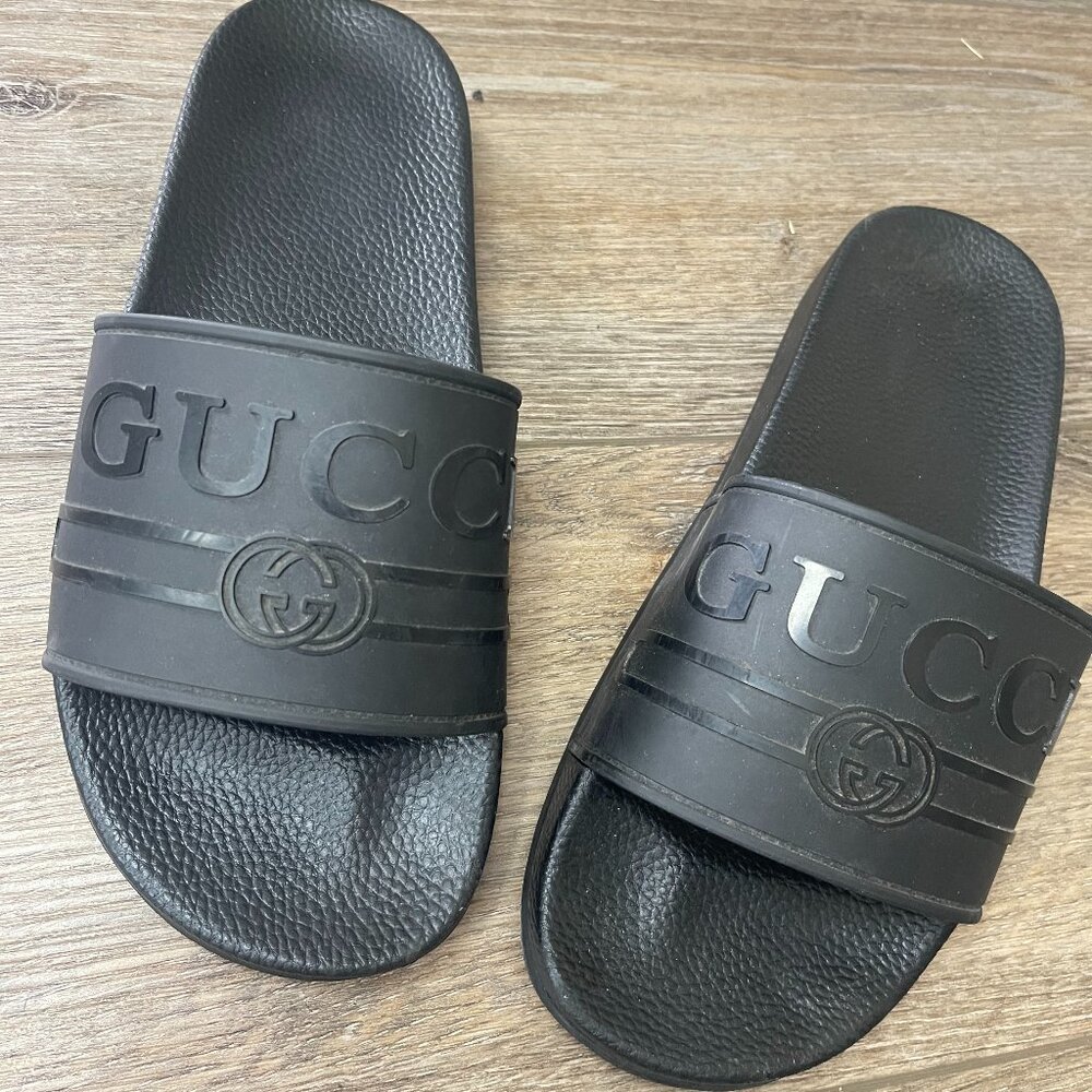 Gucci Men's Slide Sandals – Black Rubber, Size 7.5 (US 8)